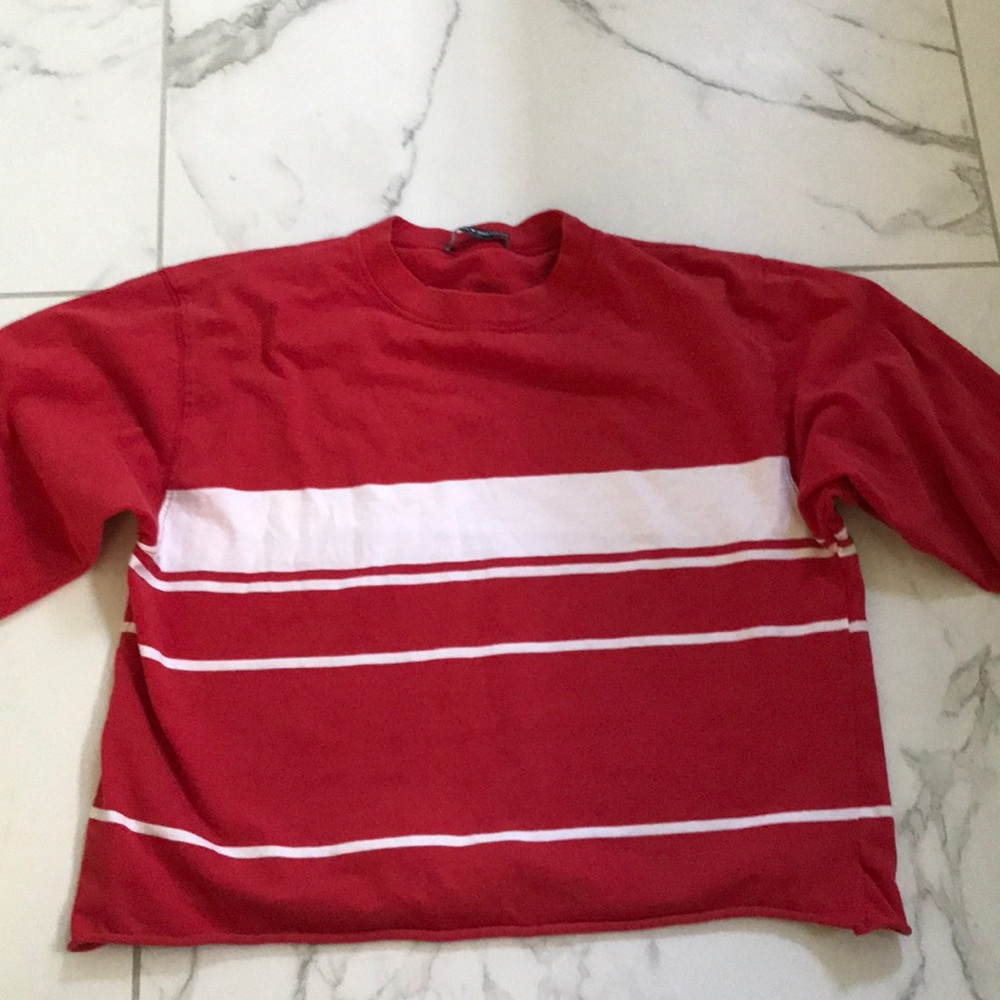Long sleeved brandy Melville tee